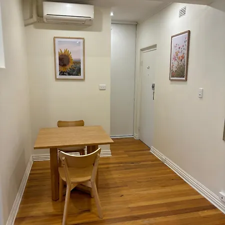 Regents Gate East Melbourne Apartment Exterior photo