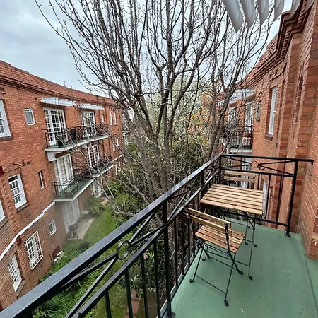 Regents Gate East Melbourne Apartment Exterior photo