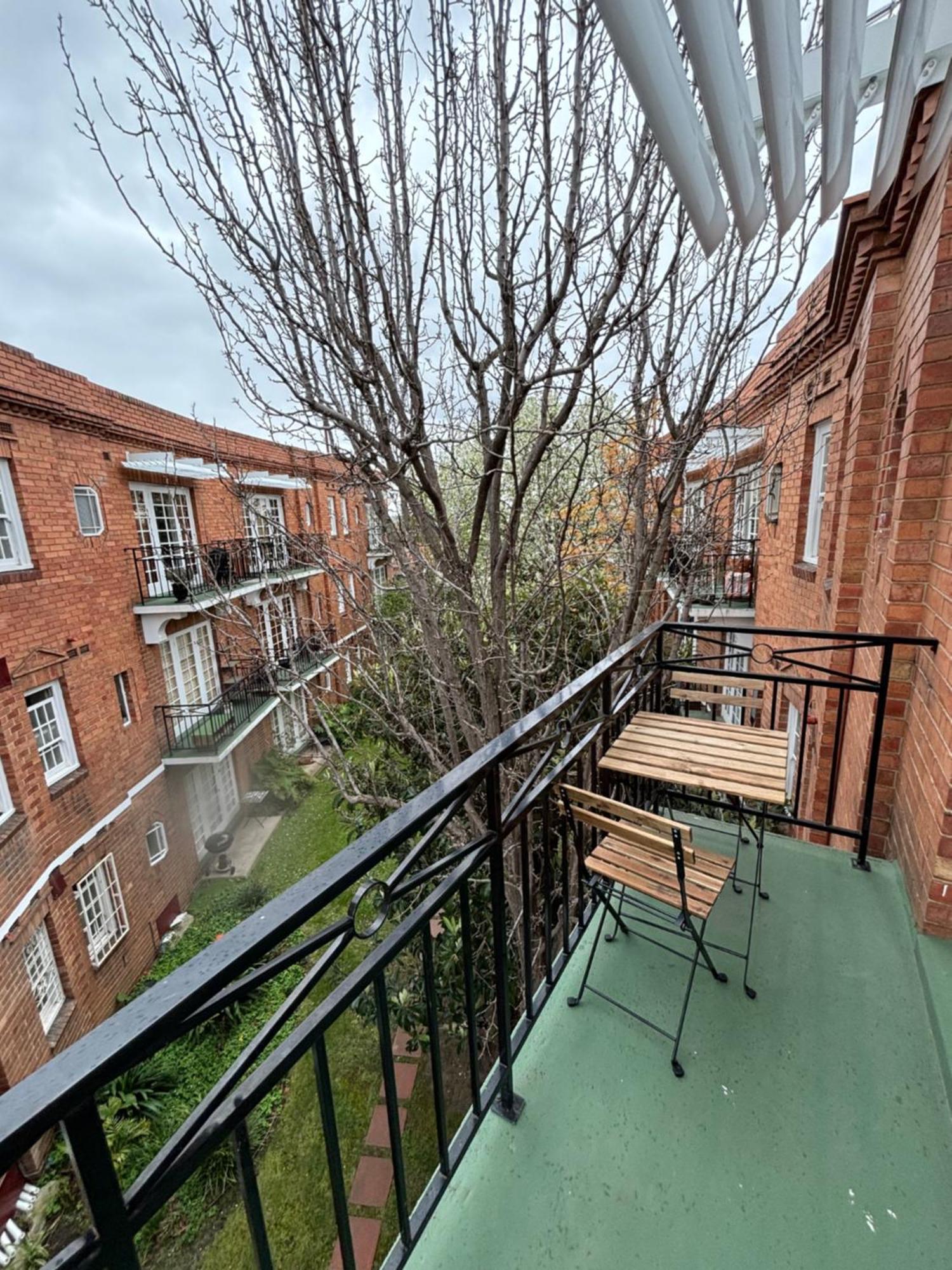 Apartment Regents Gate East